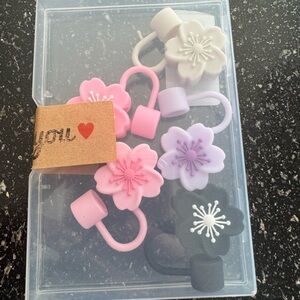 Flower straw toppers